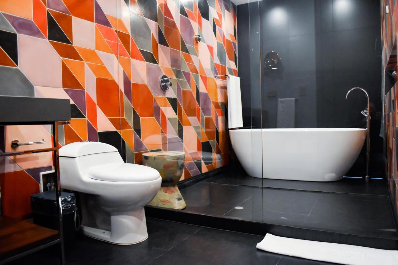 Hotel V1501 Pasto Kültér fotó Bathroom