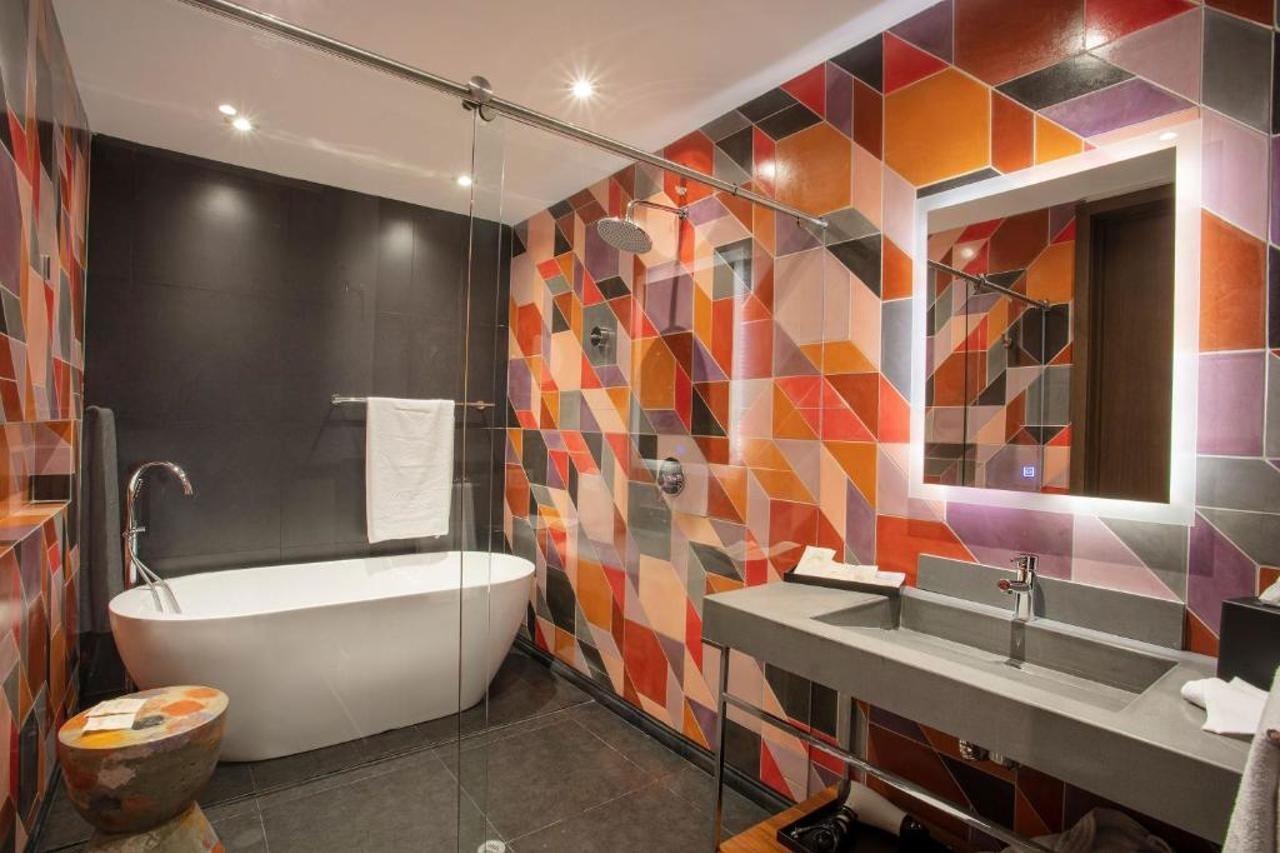 Hotel V1501 Pasto Kültér fotó Bathroom